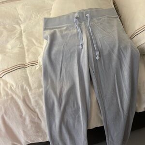 JUICY COUTURE
Women's Classic Cotton Velour Track Pants